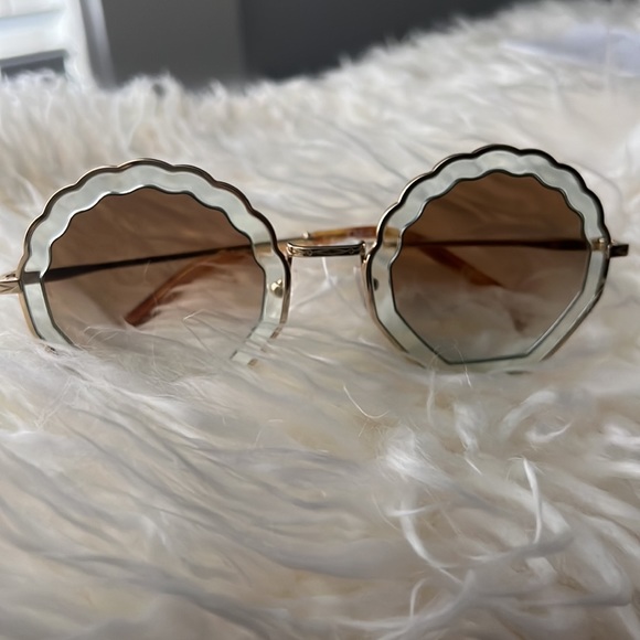 Chloe Tally  56mm Scalloped Sunglasses - Picture 6 of 7
